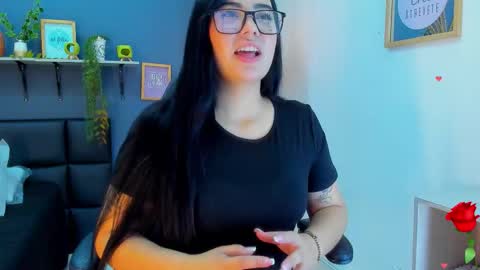 eliza_pink24 online show from February 19, 2026, 9:44 pm