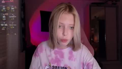 Elizabeth online show from October 22, 2025, 4:51 pm