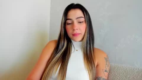 Snapshot of eliza_sanz chatting on October 10, 2025, 9:36 pm My name is ElizaPVT is open online show from October 10, 2025, 9:36 pm