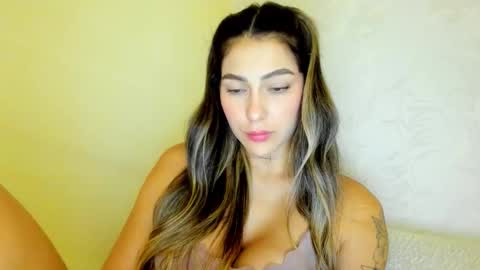 Snapshot of eliza_sanz chatting on October 22, 2025, 12:44 am My name is ElizaPVT is open online show from October 22, 2025, 12:44 am