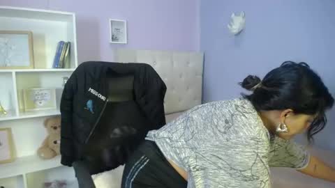 Snapshot of elizabet_davies chatting on May 18, 2026, 1:39 pm sexy Eli online show from May 18, 2026, 1:39 pm