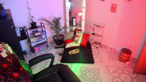 Snapshot of elizabeth_martinez98 chatting on November 27, 2025, 10:45 pm Elizabeth Martinez online show from November 27, 2025, 10:45 pm