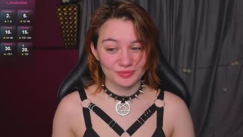 Elizabeth online show from April 30, 2026, 8:57 pm