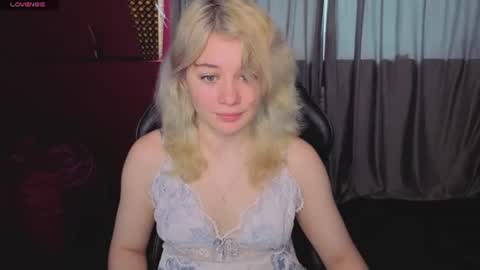 Snapshot of elizabeth_rready chatting on June 12, 2026, 2:10 am Elizabeth online show from June 12, 2026, 2:10 am