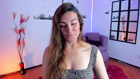 Snapshot of elizabeth_taylor_b chatting on December 3, 2025, 10:52 pm Elizabeth online show from December 3, 2025, 10:52 pm