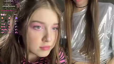 Snapshot of elizabethh_brown chatting on June 18, 2026, 4:44 pm elizabethh_brown online show from June 18, 2026, 4:44 pm