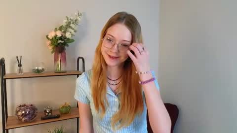 Snapshot of elizabethmcdaniel chatting on July 17, 2026, 10:11 am Eva online show from July 17, 2026, 10:11 am