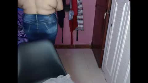 Elizabeth online show from September 25, 2025, 12:09 pm