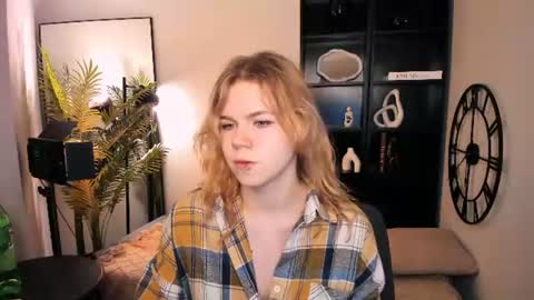 Snapshot of elizabethvane chatting on June 27, 2026, 5:34 am Elizabeth online show from June 27, 2026, 5:34 am