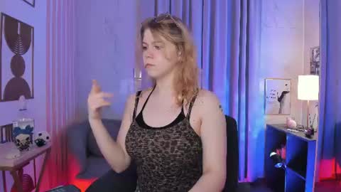 Snapshot of elizabethvane chatting on July 12, 2026, 5:31 am Elizabeth online show from July 12, 2026, 5:31 am