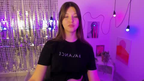 Eliza online show from December 20, 2024, 4:46 pm