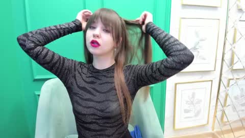 Eliza online show from January 25, 2025, 4:35 pm