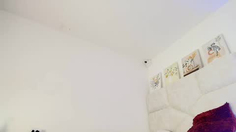 Snapshot of elizawiliamst chatting on May 25, 2026, 12:00 pm Eliza online show from May 25, 2026, 12:00 pm