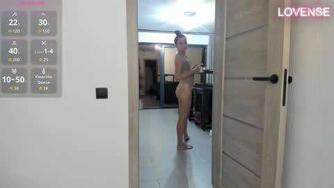 Snapshot of elizsweet chatting on September 24, 2025, 6:00 pm Eliz online show from September 24, 2025, 6:00 pm