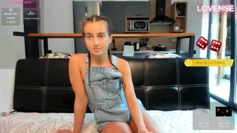 Snapshot of elizsweet chatting on September 29, 2025, 9:58 am Eliz online show from September 29, 2025, 9:58 am