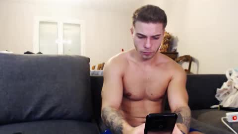 elkafit28 online show from January 6, 2026, 8:34 pm