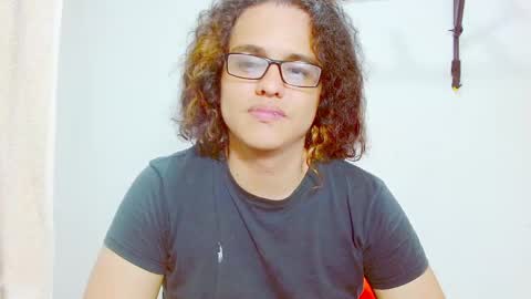 Snapshot of elkingthe chatting on December 11, 2024, 3:37 pm Diana online show from December 11, 2024, 3:37 pm