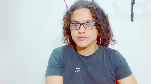 Snapshot of elkingthe chatting on December 12, 2024, 2:22 pm Diana online show from December 12, 2024, 2:22 pm