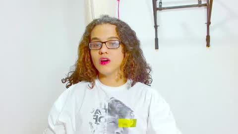 Snapshot of elkingthe chatting on January 16, 2025, 10:34 pm Diana online show from January 16, 2025, 10:34 pm