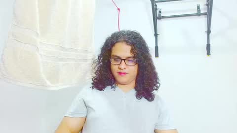 Snapshot of elkingthe chatting on January 18, 2025, 11:44 pm Diana online show from January 18, 2025, 11:44 pm