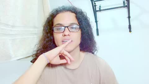 Snapshot of elkingthe chatting on January 26, 2025, 8:56 pm Diana online show from January 26, 2025, 8:56 pm