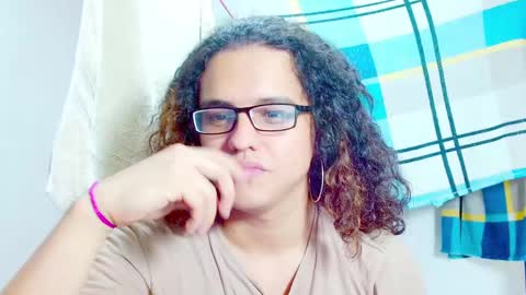 Snapshot of elkingthe chatting on February 1, 2025, 6:40 pm Diana online show from February 1, 2025, 6:40 pm