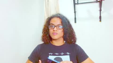 Snapshot of elkingthe chatting on February 14, 2025, 12:51 am Diana online show from February 14, 2025, 12:51 am