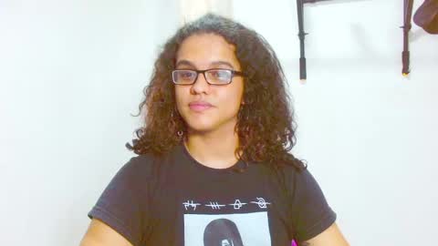 Snapshot of elkingthe chatting on March 1, 2025, 2:48 am Diana online show from March 1, 2025, 2:48 am