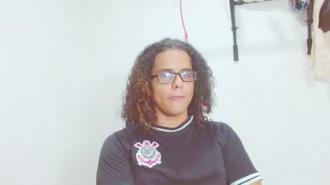 Snapshot of elkingthe chatting on March 5, 2025, 6:56 pm Diana online show from March 5, 2025, 6:56 pm