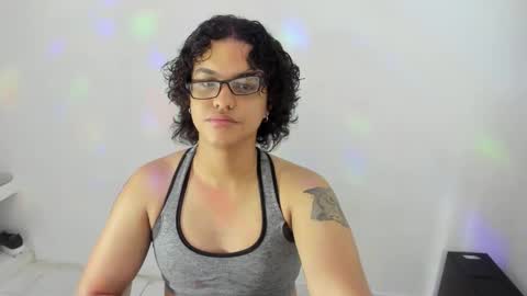 Snapshot of elkingthe chatting on October 4, 2025, 1:42 pm Diana online show from October 4, 2025, 1:42 pm