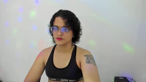 Snapshot of elkingthe chatting on October 23, 2025, 7:23 pm Diana online show from October 23, 2025, 7:23 pm