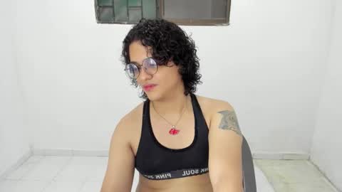 Snapshot of elkingthe chatting on November 29, 2025, 12:35 am Diana online show from November 29, 2025, 12:35 am