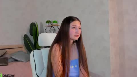 Snapshot of ella_burns chatting on November 14, 2025, 8:35 am Ella online show from November 14, 2025, 8:35 am
