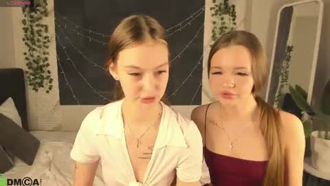 Snapshot of ella_butler chatting on June 10, 2026, 10:25 am Ella online show from June 10, 2026, 10:25 am