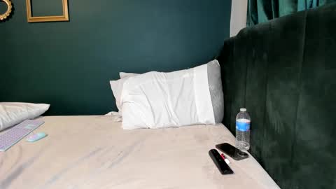 Snapshot of ella_la chatting on January 23, 2025, 7:22 am Ella online show from January 23, 2025, 7:22 am