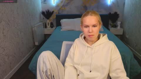 Ella online show from March 15, 2026, 9:26 am