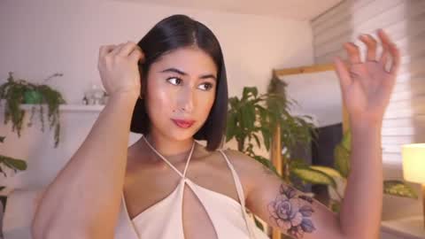 ELLA OWEN online show from May 1, 2026, 8:02 pm