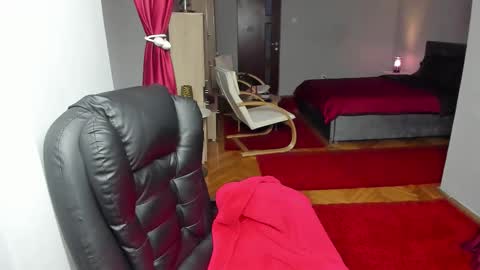 Snapshot of ella_sweety0 chatting on November 10, 2025, 6:07 pm Ella online show from November 10, 2025, 6:07 pm