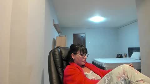 Snapshot of ella_sweety0 chatting on November 28, 2025, 6:54 pm Ella online show from November 28, 2025, 6:54 pm