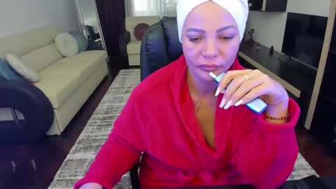 Snapshot of ella_sweety0 chatting on February 12, 2026, 11:49 am Ella online show from February 12, 2026, 11:49 am