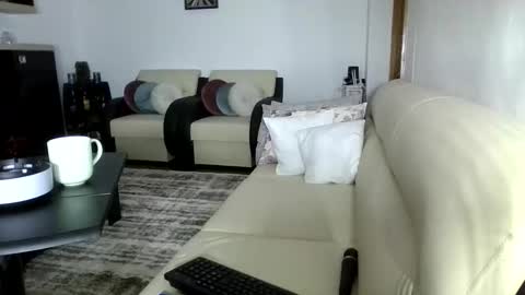 Snapshot of ella_sweety0 chatting on April 22, 2026, 5:47 pm Ella online show from April 22, 2026, 5:47 pm