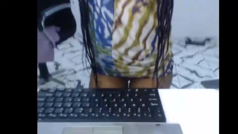 ella online show from October 1, 2025, 6:58 pm