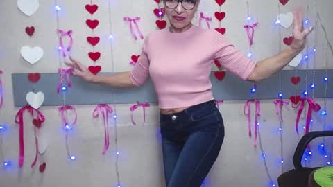 EllaBonito online show from February 2, 2025, 3:39 pm