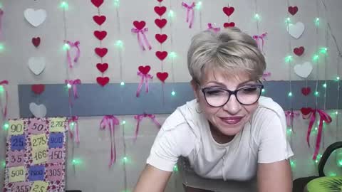 EllaBonito online show from February 21, 2025, 9:45 am