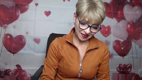 EllaBonito online show from February 5, 2026, 12:43 pm