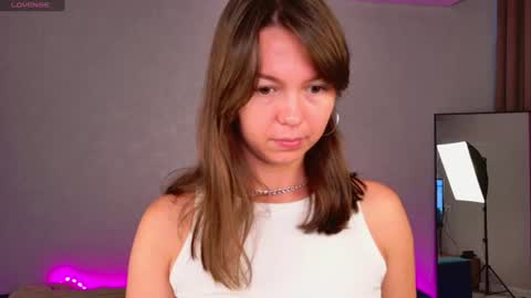 ellacanny online show from June 10, 2026, 6:01 am