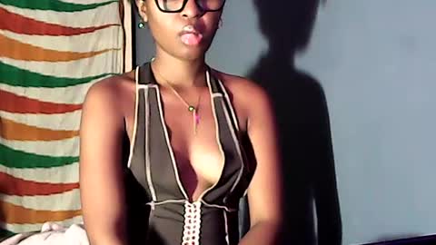 ellah245 online show from June 11, 2026, 10:08 pm