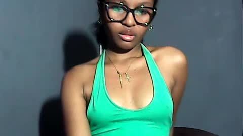 ellah245 online show from June 28, 2026, 6:58 pm