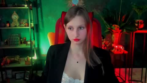 Ella online show from February 28, 2025, 6:41 pm