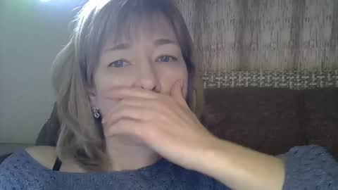 ellajohnsonx online show from March 12, 2025, 5:17 pm